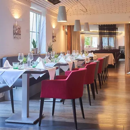 Residenz Hochalm - In -ski Out 4*