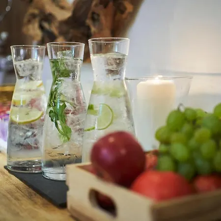 Residenz Hochalm - In -ski Out فندق