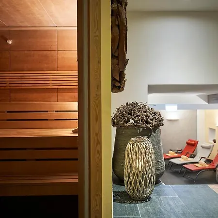 فندق Residenz Hochalm - In -ski Out 4*