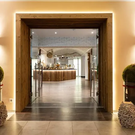 Residenz Hochalm - In - Out Hotel Saalbach-Hinterglemm