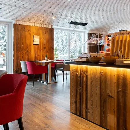 Residenz Hochalm - In - Out Hotel 4*